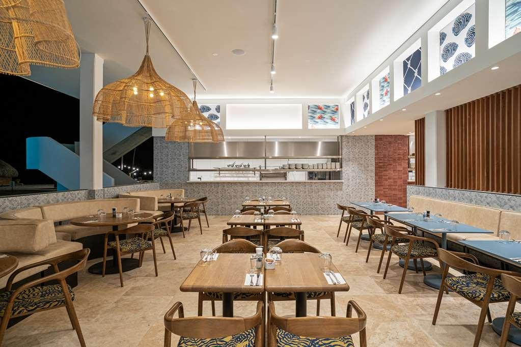 The Rif At Mangrove Beach Corendon All-Inclusive Curio Willemstad Restaurant photo