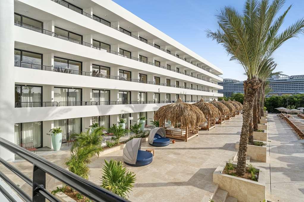 The Rif At Mangrove Beach Corendon All-Inclusive Curio Willemstad Room photo